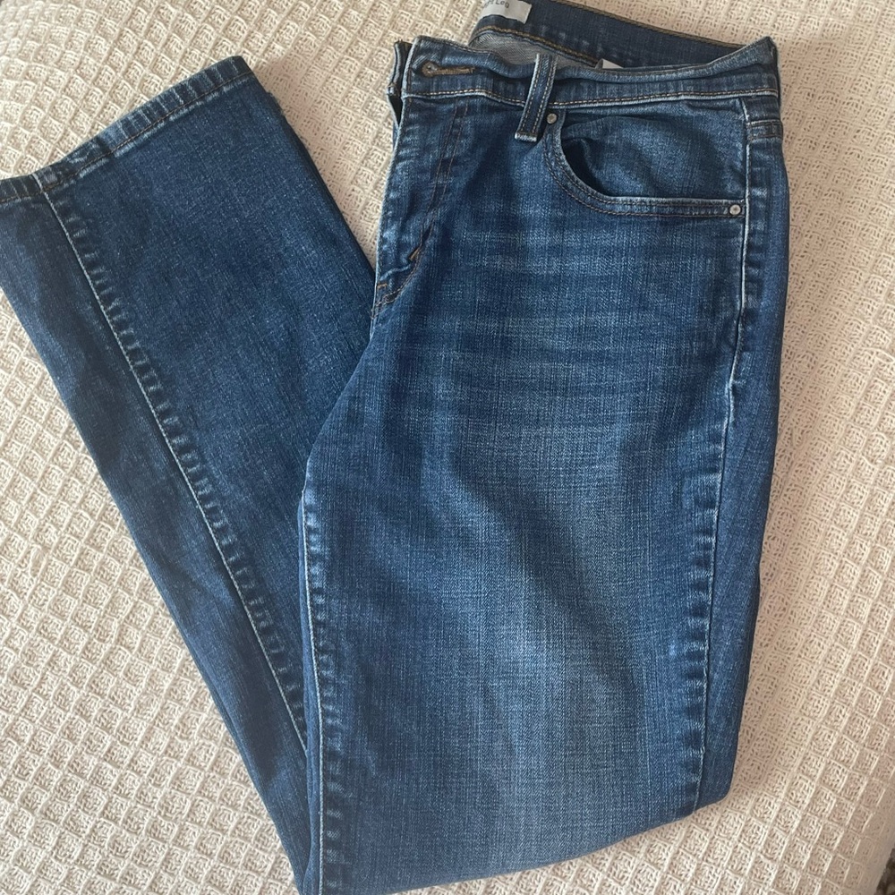 Levi 505 Straight Leg dark blue jeans 10/S